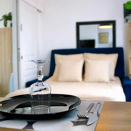 Urban Elitegennvilliers Apartment